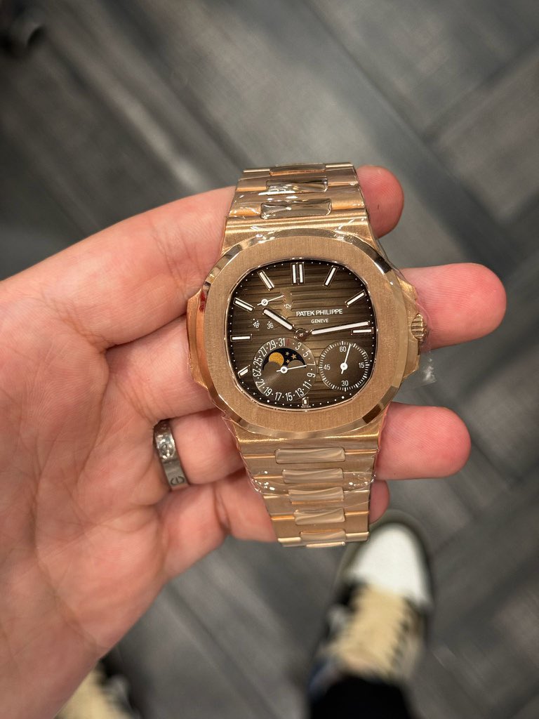 LuxuryWatchGuy1's tweet photo. Good Morning 🫡 https://t.co/hWr965csor