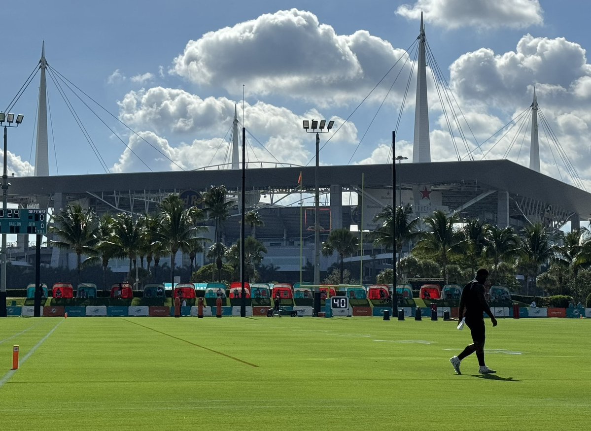 J.P. Shadrick (@jpshadrick) on Twitter photo First #Jaguars player on field for joint practice: <a href="/JoshHinesAllen/">Joshua Hines-Allen</a>
#duuuval #JAXvsMIA First #Jaguars player on field for joint practice: <a href="/JoshHinesAllen/">Joshua Hines-Allen</a>
#duuuval #JAXvsMIA