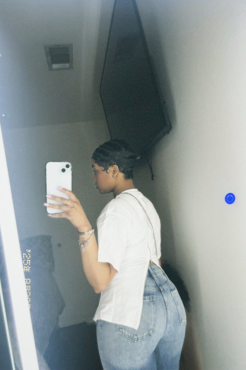 meezy. (@1kimerys) on Twitter photo 
