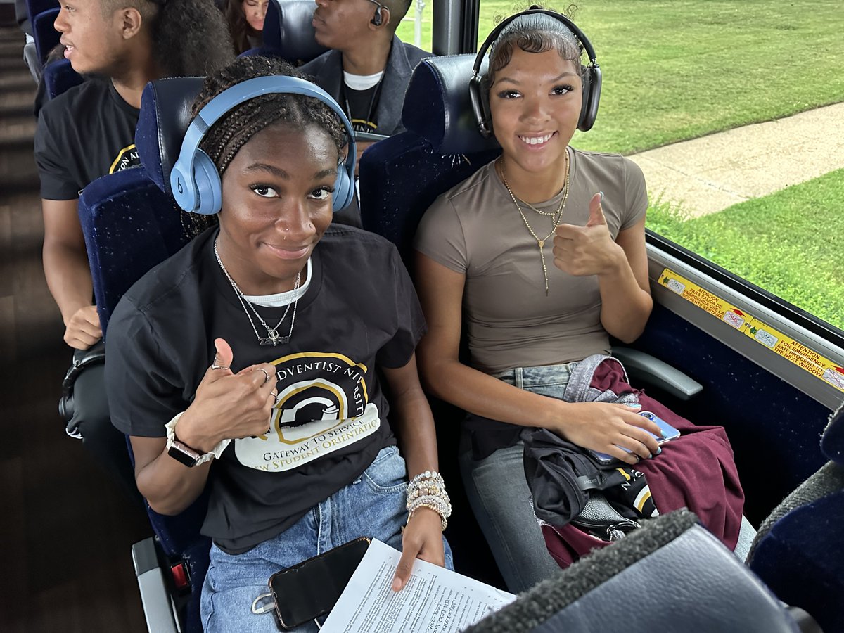 ThisIsWAU's tweet photo. We’re excited to see our freshmen live out WAU Excellence in Washington, D.C.—exploring monuments, museums, and learning in the nation’s capital! 🎓✨ It’s not too late—join WAU, the only Adventist university in D.C.! 💜 #ThisIsWAU #GatewayToService https://t.co/xsNcrlqkVK