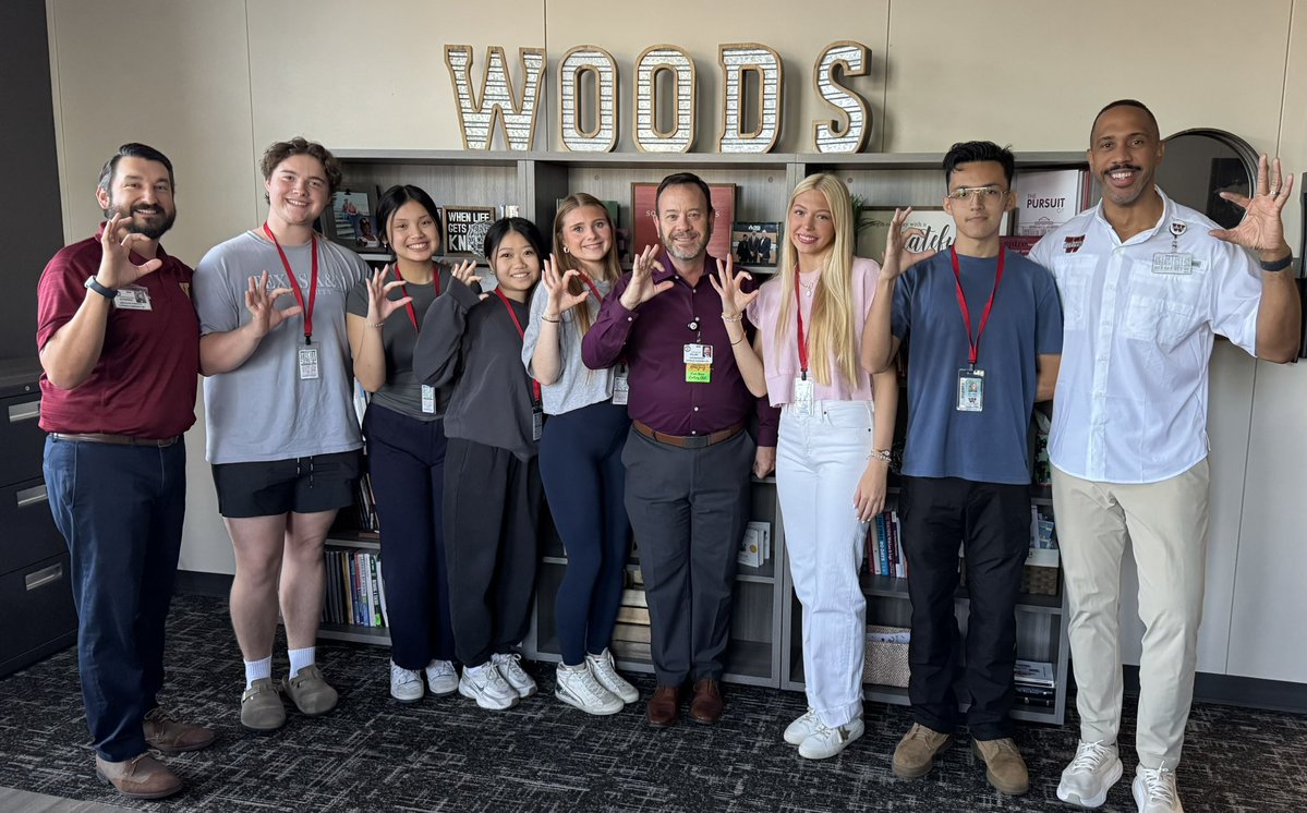 Lloyd Turner (@lloydturnerjr) on Twitter photo Great 212° start to the day with our <a href="/CyWoods212/">Cypress Woods HS</a> morning announcement crew and our Superintendent <a href="/DougKillian/">DougKillianPhD</a>! <a href="/CyFairISD/">Cypress-Fairbanks ISD</a> #CFISDspirit Great 212° start to the day with our <a href="/CyWoods212/">Cypress Woods HS</a> morning announcement crew and our Superintendent <a href="/DougKillian/">DougKillianPhD</a>! <a href="/CyFairISD/">Cypress-Fairbanks ISD</a> #CFISDspirit