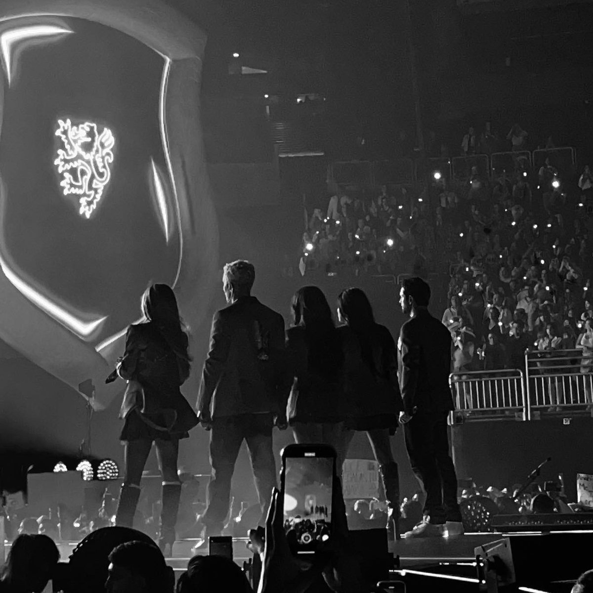 lamassperroni's tweet photo. 💭"Todas as canções do RBD tem um lugar especial no meu coração porque através delas conseguimos nos conectar e ser parte da vida de nossos fãs." - Maite Perroni

Foto: SRT em Phoenix/EUA, 13.09.2023 https://t.co/FPpo2VlSaf