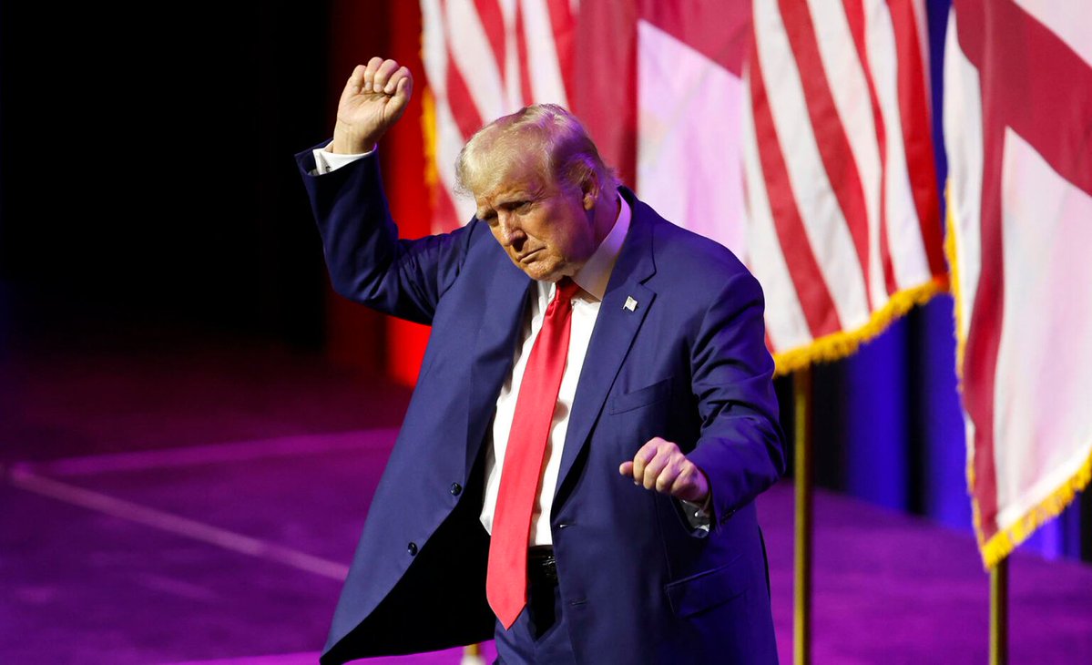 🟠BTC-ARCHIVE: Trump acquista obbligazioni da 100 milioni di dollari, scommettendo su un possibile abbassamento dei tassi di interesse.