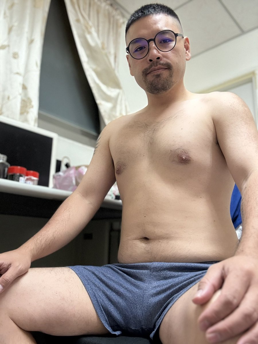 jex991006's tweet photo. 最近真的很熱、容易上火
大家要多注意身體多喝💦喔☺️ https://t.co/78OwaUUygk