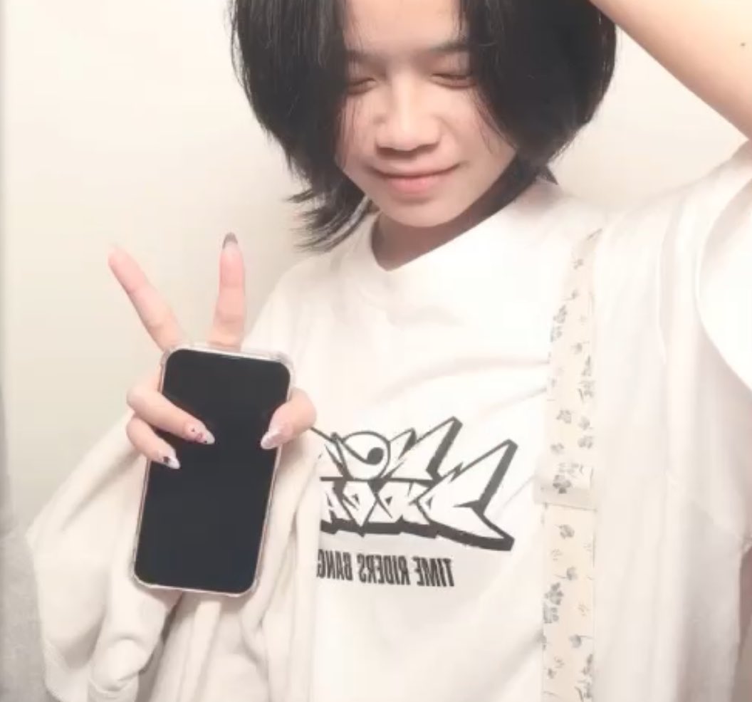 mimewmymow's tweet photo. เสื้อ⭐️💘
คุณภาพ : ดี 
ราคา : ถุกถุก(มั้ง) https://t.co/adNeyiH6HC