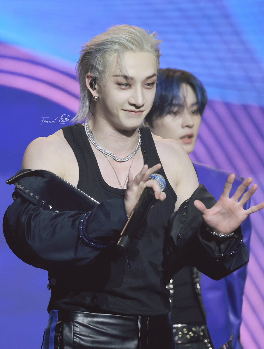 250821 | K-WORLD #스키즈 #StrayKids #방찬 #BangChan #バンチャン