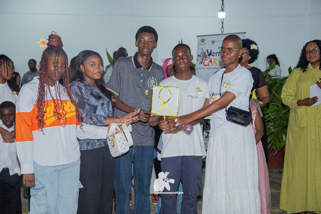 GHoukami's tweet photo. @FRANCE24 | Un vernissage spécial à Abidjan
Des artistes mobilisés pour les enfants malades du cancer pédiatrique
📧contact@houkamiguyzagn.com
📞+225 07 69 78 72 28 // +225 27 22 43 55 12 https://t.co/ROQxglrrLN