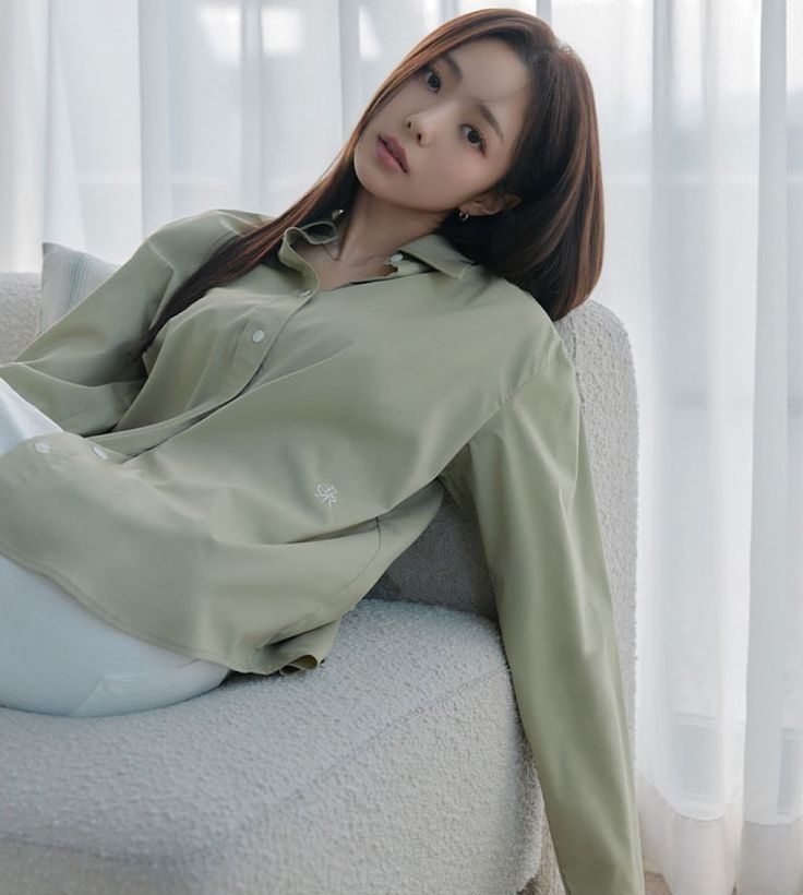 CCwithSybil's tweet photo. Soobin for citybreeze in green https://t.co/0GwNEvdHte