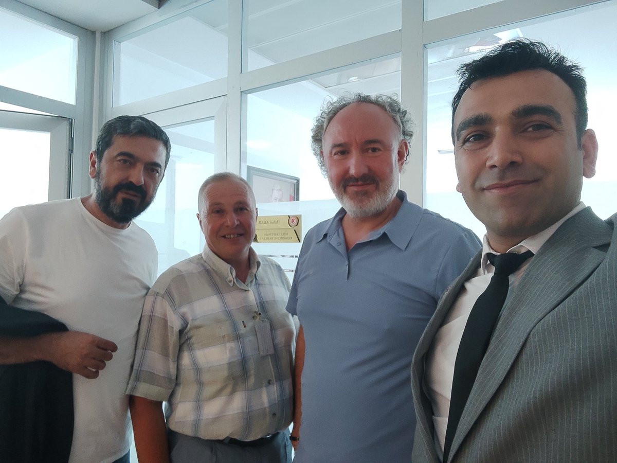 ErSehitveGazi's tweet photo. Bugün Türkiye Büyük Millet Meclisi Milli Savunma Komisyonu’nu ziyaret ederek, geçtiğimiz hafta gerçekleştirmiş olduğumuz komisyon toplantısı hakkında görüş alışverişinde bulunduk. Süreci yakından takip etmeye devam ediyoruz.

Allah nasip ederse, Meclis’in 1 Ekim’de açılmasının ardından çalışmaların Genel Kurul’a yetişmesini temenni ediyoruz.

Saygılarımızla.
Er Şehit ve Gaziler Platformu

@RTErdogan @dbdevletbahceli @_cevdetyilmaz @NumanKurtulmus @MahinurOzdemir @AliYerlikaya @mustafaelitas @efkanala @drbetulsayan @yasaryldrmMHP @ahmet__yurdakul @bhdralprn @avabdullahguler @abdulhamitgul @erkanakcay45 @hulusiakarmedya @refik_ozen16 @celebimehmeta @zuhal_karakoc @FeyziBerdibek1 @ayhan_salman @mvmustafakaplan @unalkaraman42 @dtcuneytaldemir  @kocakkonuralp @MehmetTaytakMHP @MehmetFendogluu @hasandogan @oktay_saral @SayimMadak @mhrmkurt @SulePurluUrker @HalitCagdas  @ashb_sehitgazi @3713TEMKAD @sehitgazivakfi @GazilerVakfi @TmsyGaziler @Akparti @MHP_Bilgi @TBMMresmi @MhpTbmmGrubu @AKPartiSPBGM @tcsavunma @jandarma @TC_icisleri @tcailesosyal