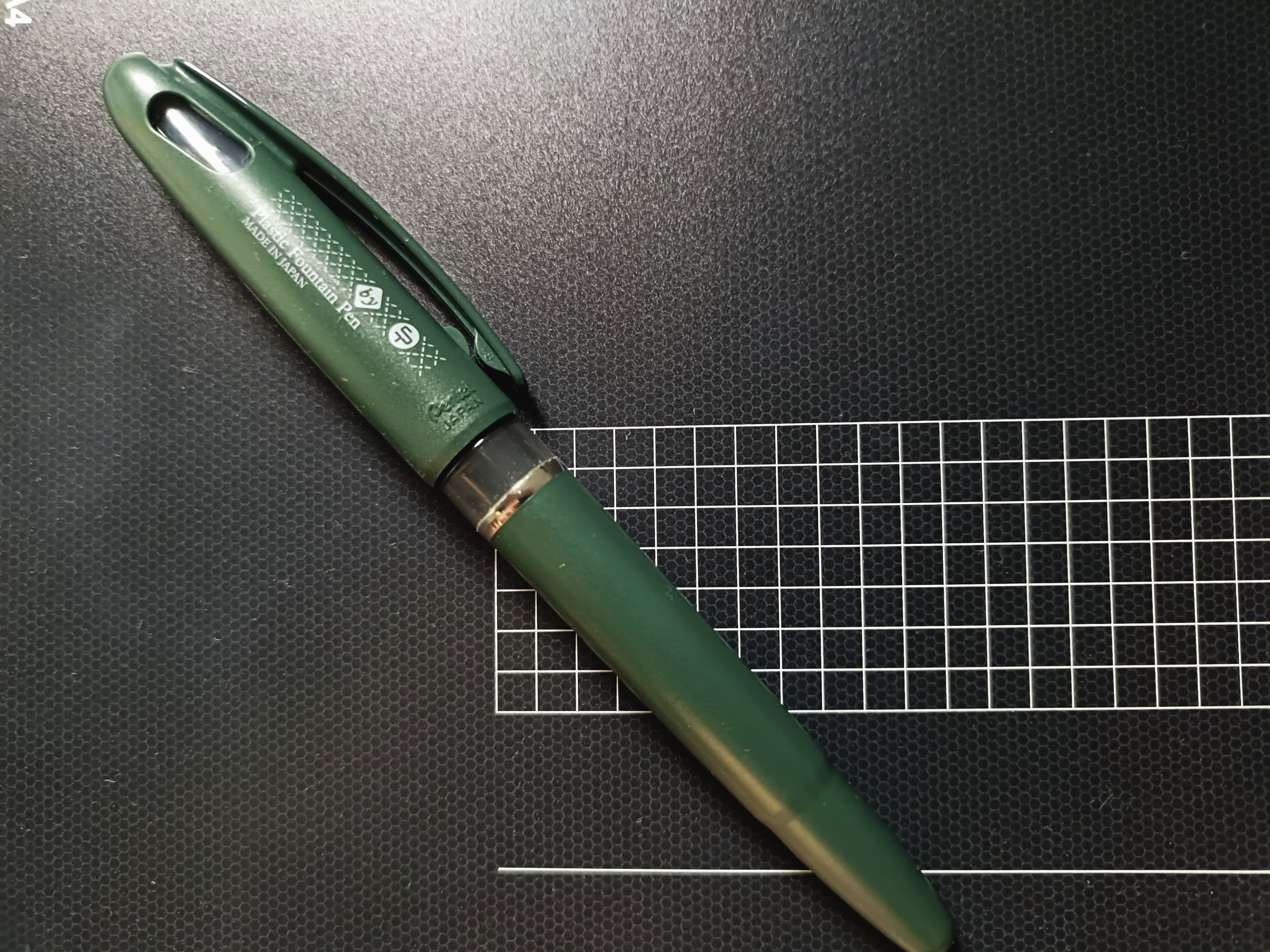 ペンてる　ペンテル　限定　ペン Amazon | ぺんてる 水性ボールペン ボールぺんてる45周年限定