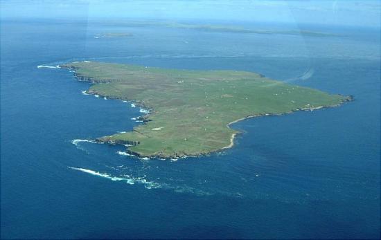 This is Stroma. An uninhabitated Scottish isle. Just imagine a large tented camp surrounded by barbed wire and security guards. A twice daily meal of bread and water. A perfect place for illegals until they are removed to their homeland. Enough