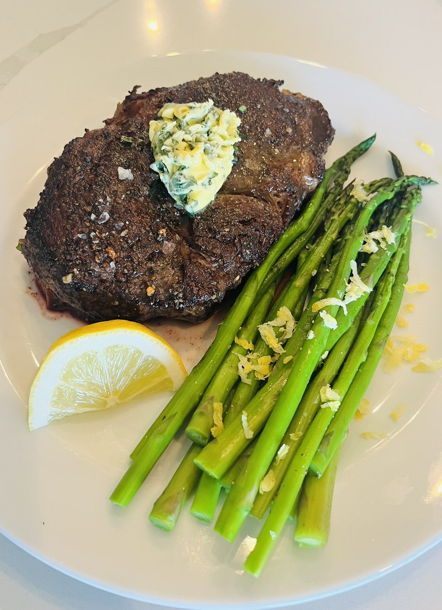 Ribeye and asparagus.  You dig?