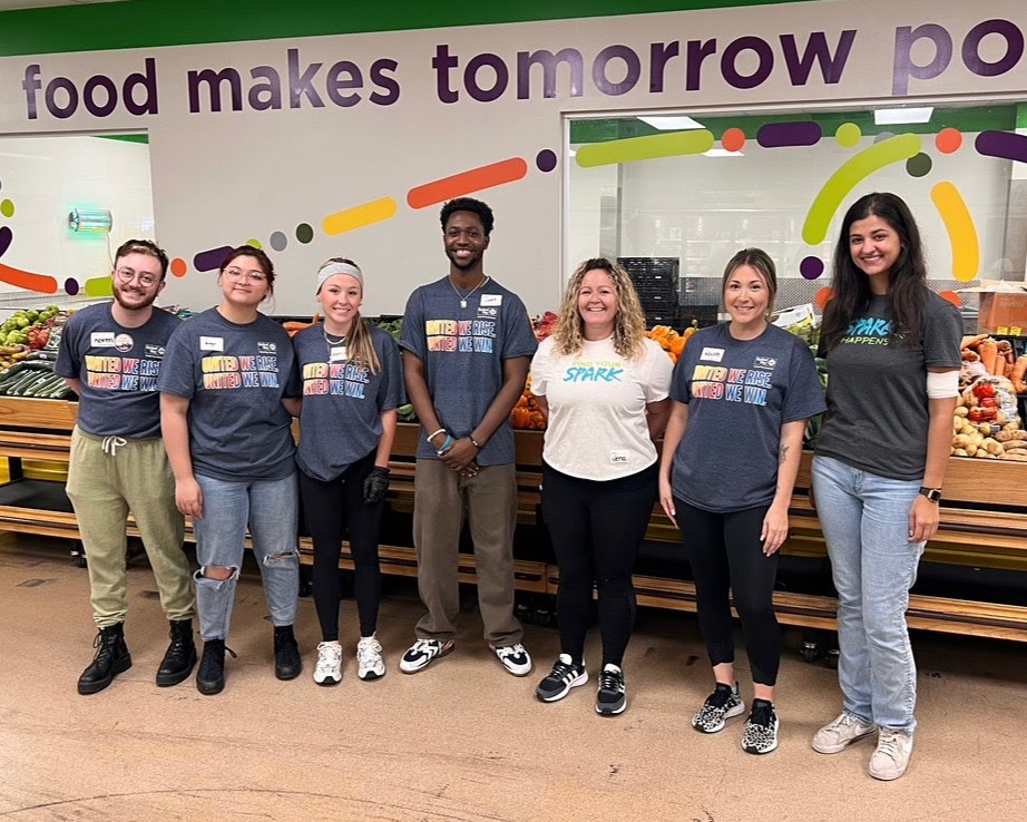 SPARKcurriculum's tweet image. This #ThrowbackThursday, we&apos;re reflecting on the amazing time we had with our 2023 SPARKing Change interns when we joined Feeding Tampa Bay for United Way’s Week of Caring—packing meals and spreading joy in our community!

#ThrowbackThursday #SPARKingChange #WeekOfCaring
