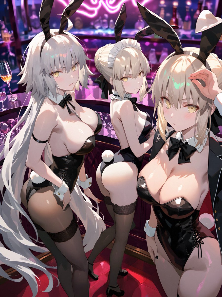 decoteko_alter's tweet photo. Three bunnies https://t.co/UXZPoRZyOL