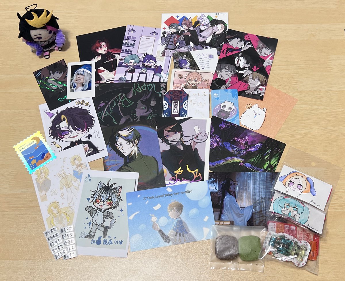 _hono_tsuki_'s tweet photo. NiCE&CWT70 文字repo區:
歡迎大家引用回覆www
這次特別花時間閃亮登場(x)
我只記得拍了不少照片w(但都不在我這
我的認親卡也是差點發完了(喜歡單方面給人認親卡w)
這次認親卡我也是很臨時準備的_(´ཀ`」 ∠)_(前一天還在客運上畫圖 畫到23.才跑去印
總之 這幾天我有印象的趣事留言下收👇🏻 https://t.co/4VkEiQtWig