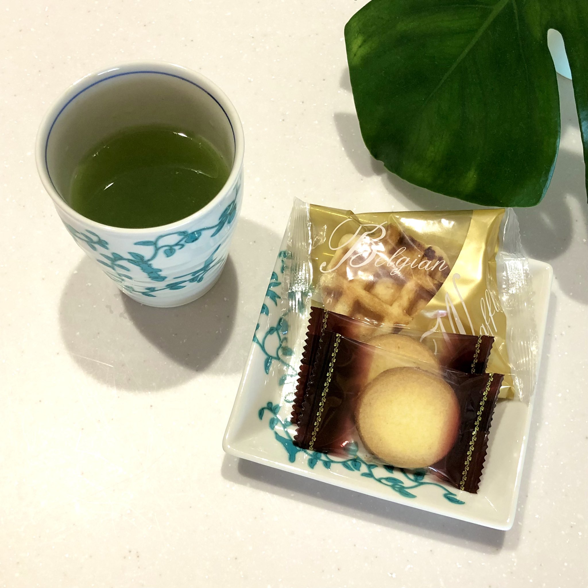 ☆♦超レア物→九谷焼です 九谷焼 【逸品物】花瓶 陶器 九谷焼 金彩割取 陶洸作 15号（45cm