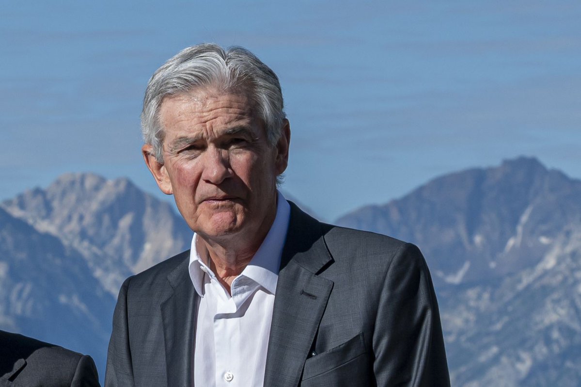 🟠BTC-ARCHIVE: I trader riducono le scommesse sui tagli dei tassi della Fed: attesa per il discorso di Powell a Jackson Hole