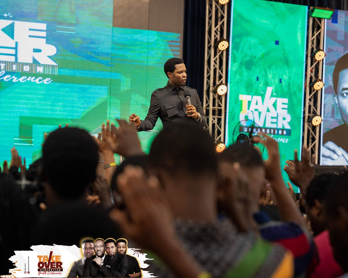 Georgeizunwa's tweet photo. Oh! What an encounter we had @ TGYC today! We were honored to host God’s servant, Apostle Michael Orokpo! The word rained down upon the hearts of thousands of youths! Lives were surrendered to God! Thank You Abba for your faithfulness!
#TakeOverGeneration #GeorgeIzunwa https://t.co/vhMnHfdcQ9