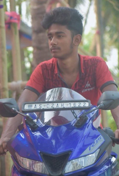 इस हरा(म)जादे की गिरफ़्तारी तक रिपोस्ट करे 
Cc <a href="/assampolice/">Assam Police</a> <a href="/himantabiswa/">Himanta Biswa Sarma</a>