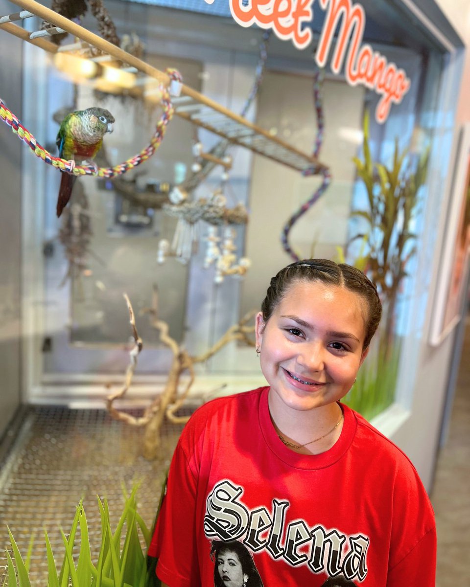 ParksOrtho's tweet image. Back-to-School Smiles! 📚✨

✏️ Zayna is kicking off the school year with brand new braces!
✏️ Katie got her aligners today—and her mom decided to start treatment too!

#BackToSchool #NewSmiles #OrthodonticTreatment #YorktownVA