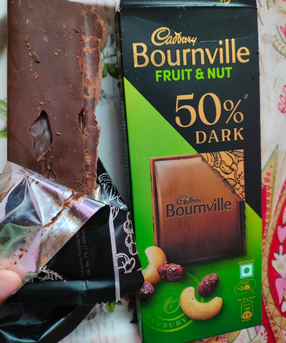 asif92699's tweet photo. @DairyMilkIn 
@CadburyWorld 
@BournvilleIN 

After opening the packet there was some fungous and also the chocolate was not full. It was like half of its original size. I ignored it and  after eating a little portion of it, I felt unwell. Its expiry date is in 2026. https://t.co/32yDicFOnq