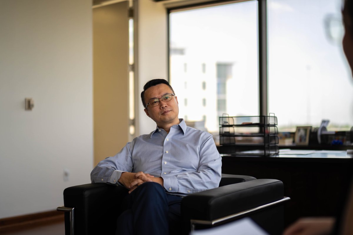 UHBauerCollege's tweet photo. Get to know #UHBauer Dean Xianjun Geng! 

We recently chatted with him to learn more about his thoughts on all things #UHBauer, from championing first-gen students to building a future-focused curriculum. Read more: https://t.co/dq3beJkp7Z https://t.co/mkMxrDWGoJ