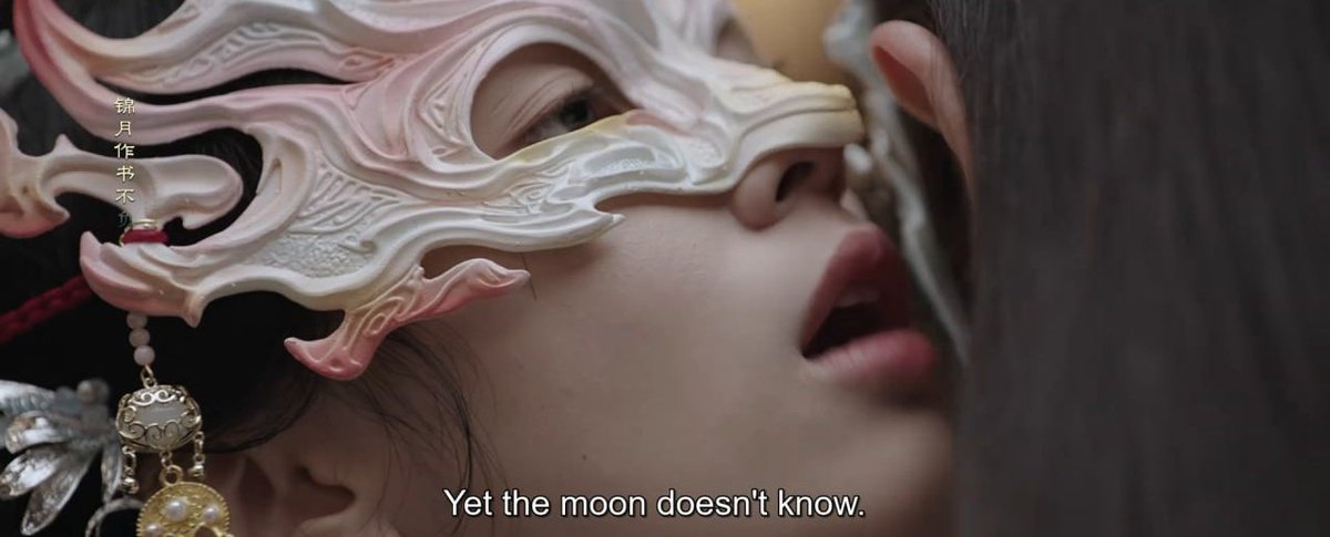 HYEITSD's tweet photo. "I love the moon. Yet the moon doesn't know."

"Now, the moon is yours."

Truly one of the most beautiful confessions I’ve ever seen. 💓 

#LegendofTheFemaleGeneral #ZhouYe #ChengLei https://t.co/BLnySlHmhU