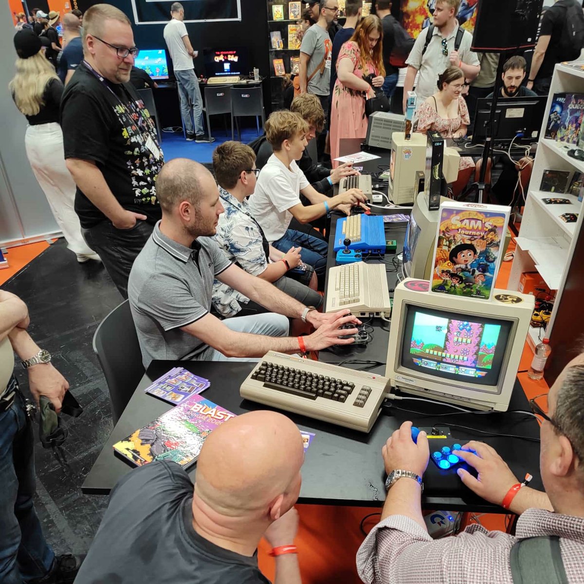 knightsofbytes's tweet image. Sam's Journey and many other great #C64 games can be played at #gamescom 2025 at the stand of @Protovision64! 😃
#games #8bit #retrogaming #homebrew #gamedev