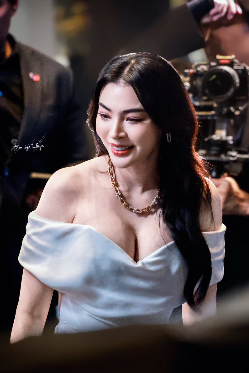Starlight_Mali's tweet photo. 🌻21 August, Tiffany &amp; Co.✨

She is SHE🤍🩵
@malisorn00 
@TiffanyAndCo

PERAYA LEGENDARY LEGACY
#TiffanyAndCoxFaye https://t.co/lZGd4hPCsX
