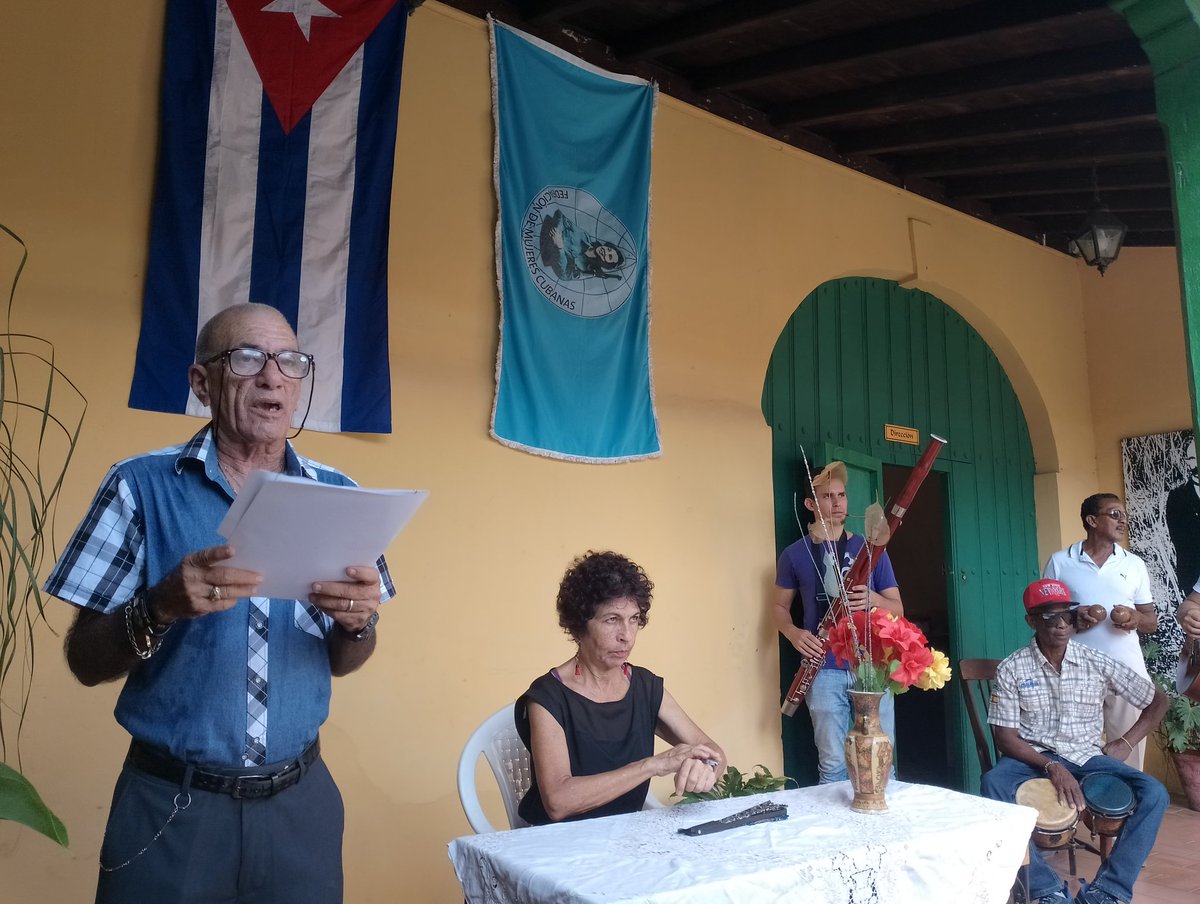 YaniselSanchez4's tweet image. Se realiza en el Museo Provincial Coronel Simón Reyes Hernández  #CiegodeAvila actividad en homenaje al 65 aniversario  de la FMC. Contando con la presencia de federadas destacadas de la localidad.
#patrimonioavileño 
#CubaEsCultura 
#PatrimonioCubano 
#LatirAvileño