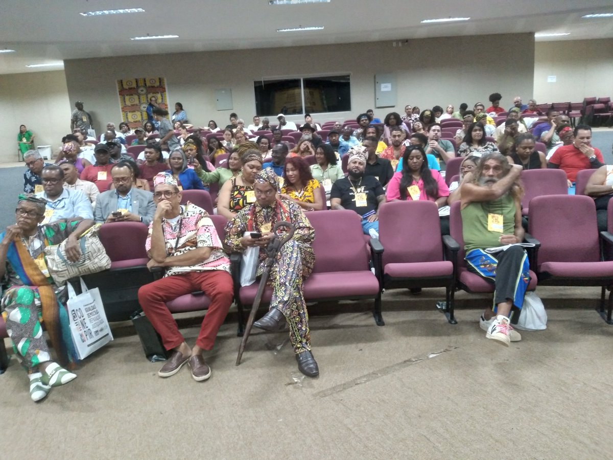 seir_ma's tweet photo. Secretário de Estado da Igualdade Racial, Gerson Pinheiro, participa agora da abertura da 5ª Conferência Estadual de Promoção da Igualdade Racial. Convocada pelo Decreto 39.685 do governador Carlos Brandão, tem como tema "Igualdade e Democracia: Reparação e Justiça Racial". https://t.co/Yj3lXEklFr