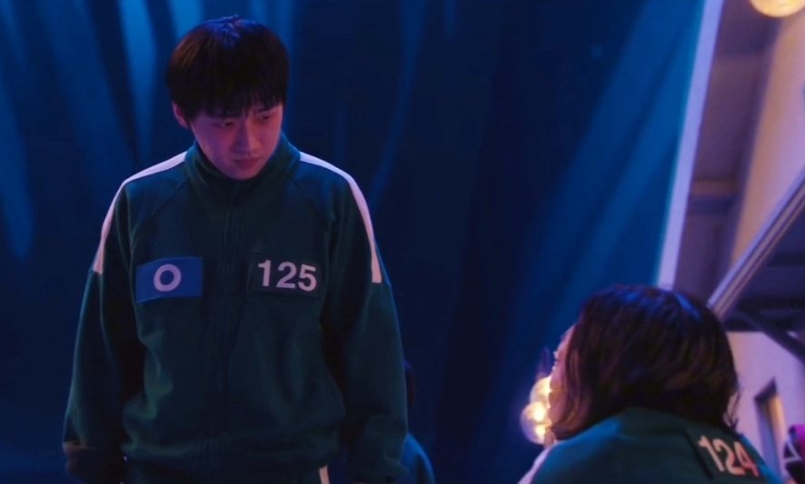 Thansued's tweet photo. Their gazes bro
#namsu https://t.co/Yg0KcOrZOm