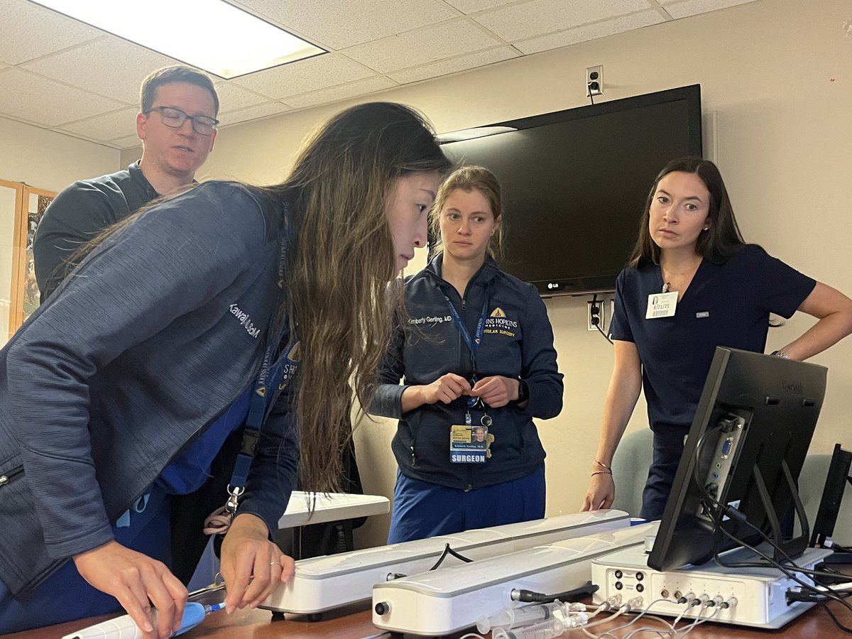 JHHVascular's tweet photo. Thursday aortic education with Medtronic! Love the hands on experience with simulation models! Thank you @CaitlinWHicks for organizing! #vasculareducation #vascularSim #vascularfellowship https://t.co/4t7bwIJnmF