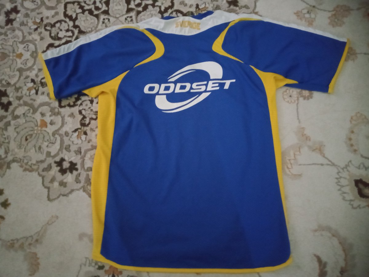 htmoldshirts's tweet photo. السويد كاس العالم 2006 للتداريب نفس نسخة اللاعبين لارج ب 290 ريال شاملة للشحن https://t.co/Jjeg1zHd30