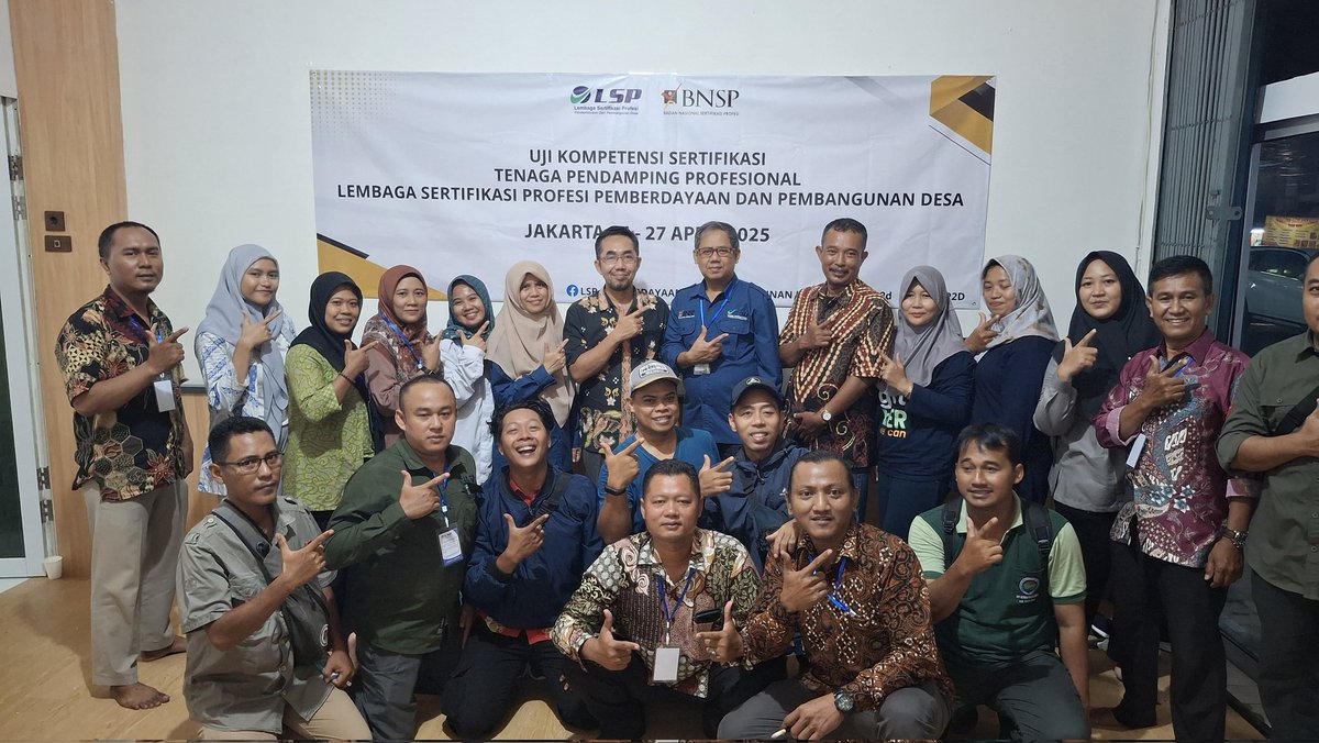HasanSakroni's tweet photo. Uji Kompetensi Pendamping Profesional https://t.co/8krvGnYKDp
