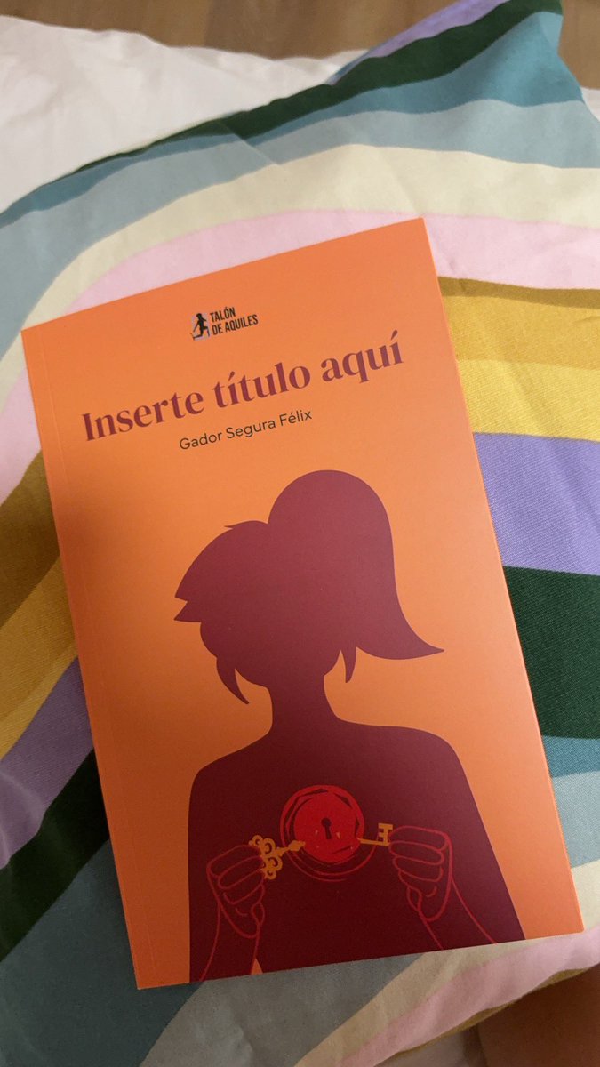 Holiii!!!

Acabo de publicar mi primer poemario,

Si a alguien le interesa que me envíe un mensaje.

Se agradece el apoyo <3
