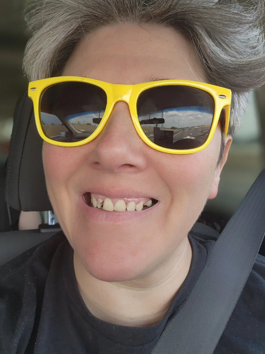 I'm reaching out because I need help. I have 2 broken teeth &amp; I need to get them taken care of ASAP. Please consider donating or sharing my story. Your support means so much! THANK YOU! My front tooth is broken &amp; my back tooth is almost completely gone! gofund.me/97340fe0
