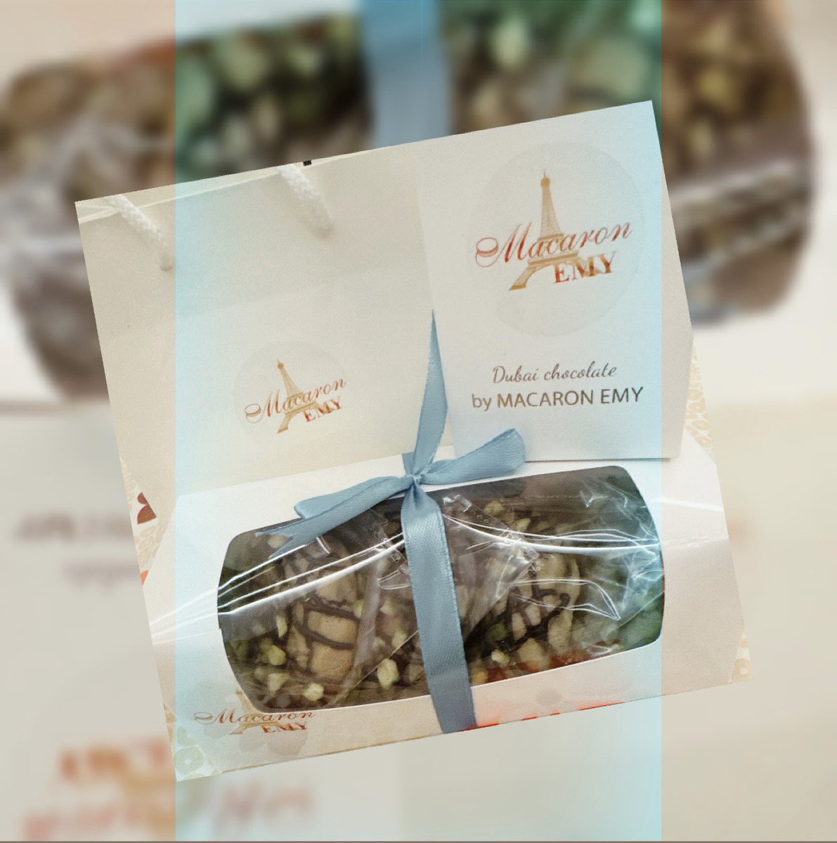 AmbreenAshraf_'s tweet photo. These Delicious Dubai Chocolates by Macaron Emy are beautifully presented in an elegant box, perfect for a special treat!😋😋😘

#ThanksDear 🫶🏻😘 https://t.co/3TJvXNegt2