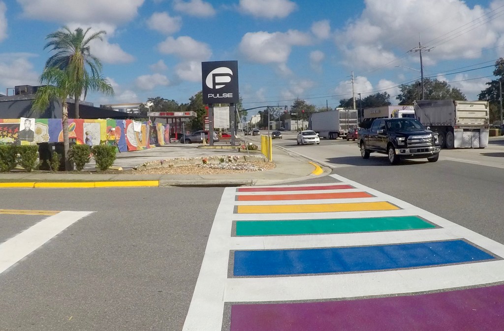 Rainbow crosswalk outside Pulse nightclub removed overnight trib.al/N0layYk