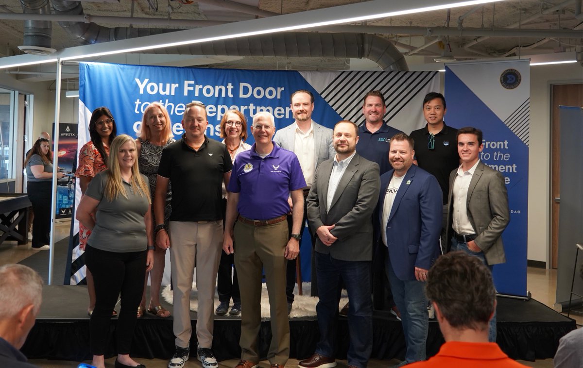 SpaceWERX (@spacewerxdod) on Twitter photo What a Wednesday! 🙌 At #FedSupernova2025 we kicked off w/ <a href="/HQ_AFMC/">U.S. Air Force Materiel Command ✈️</a> Maj Gen Slominski’s Air Force Keynote, celebrated TACFI selections 🎉, and joined panels. Today’s panels: FY26 funding, space power, SBIR/STTR, startup pathways & more. 💪 Agenda: afwerx.com/events/2025-fe… What a Wednesday! 🙌 At #FedSupernova2025 we kicked off w/ <a href="/HQ_AFMC/">U.S. Air Force Materiel Command ✈️</a> Maj Gen Slominski’s Air Force Keynote, celebrated TACFI selections 🎉, and joined panels. Today’s panels: FY26 funding, space power, SBIR/STTR, startup pathways & more. 💪 Agenda: afwerx.com/events/2025-fe…