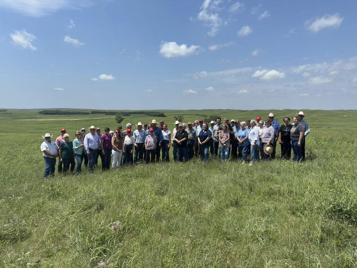 DiamondBar1901's tweet photo. We had the honor of hosting the Nebraska Leopold Tour at the ranch to celebrate the 2025 Leopold Conservation Award.

Grateful for the friends, land stewards, and partners who joined us — including Alex Erickson and Chairman Homer Buell of the Sand County Foundation. https://t.co/PXG23HdhHd