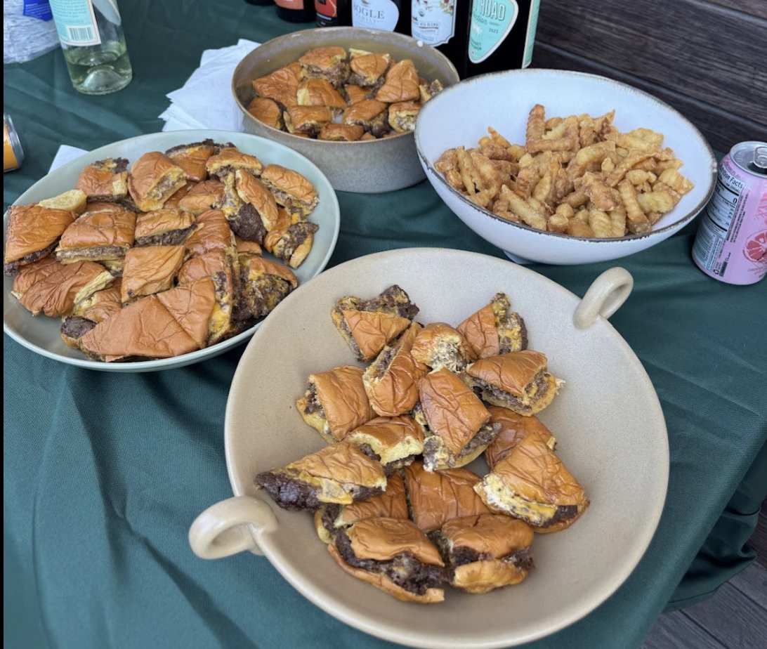 NextNW (@next_nw) on Twitter photo From truck to table, <a href="/MidCitySmash/">Smashy Boi</a> catering is a winning move. Thank you for supporting NextNW with your tasty hashtag#smashburgers From truck to table, <a href="/MidCitySmash/">Smashy Boi</a> catering is a winning move. Thank you for supporting NextNW with your tasty hashtag#smashburgers