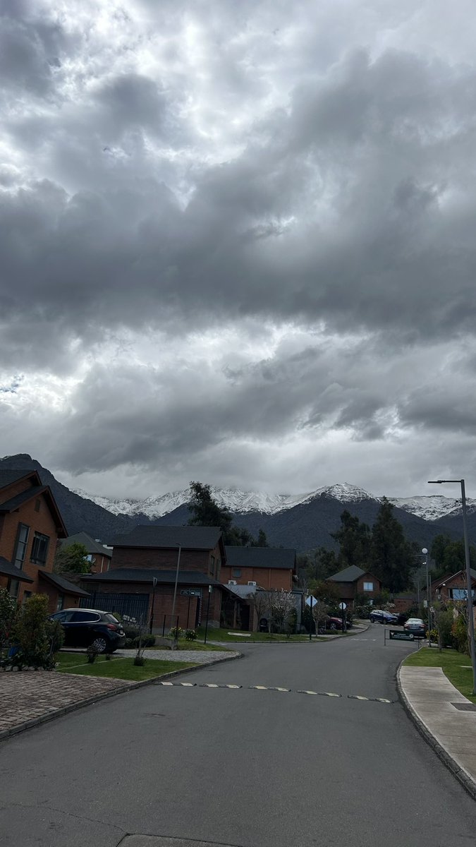 #AutopistaEnLlamas así stgo en estos momentos visto desde #Penalolen