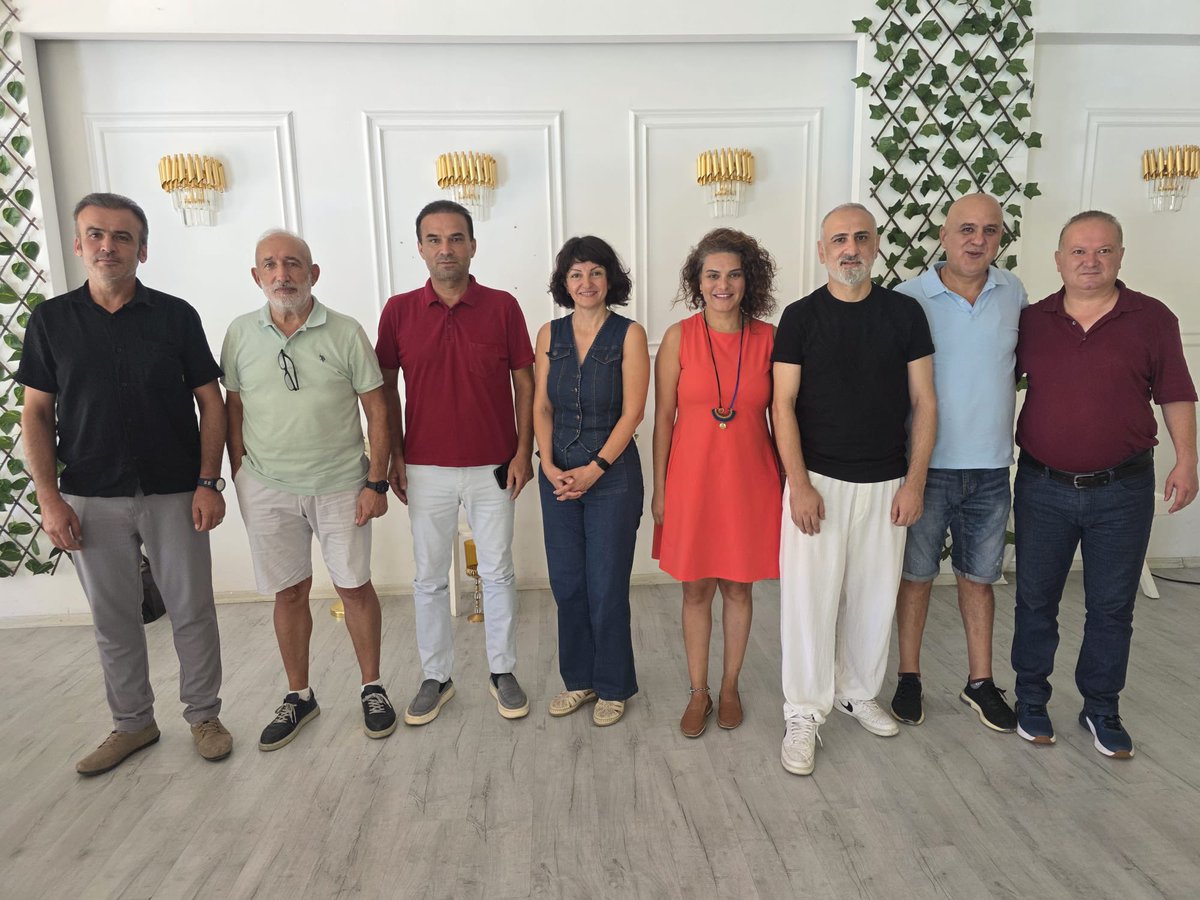 TİMBİR (TÜRK İNTERNET MEDYA BİRLİĞİ) ANTALYA
K. MAKEDONYA İÇİN HAZIRIZ <a href="/selamisahin07/">Selami Şahin</a> <a href="/erdalorhan07/">Erdal Orhan</a> <a href="/velikokn/">veli köken</a> <a href="/fatihgurbuz07/">Fatih GÜRBÜZ</a>