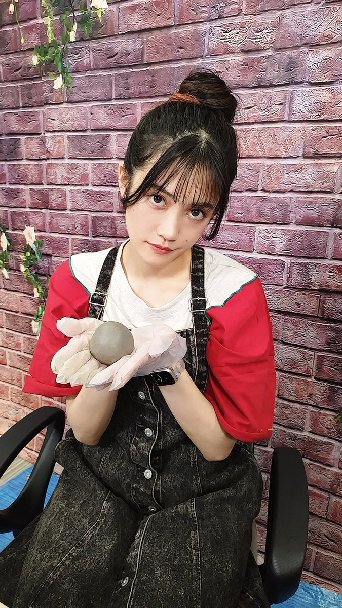 #もえの〜と 第56回のご視聴ありがとうございました‼️
自由研究「泥団子」回✨
夏の終わりを感じる放送でした。

アフタートークでも続きをやっているので、ぜひご覧ください〜‼️
#小泉萌香