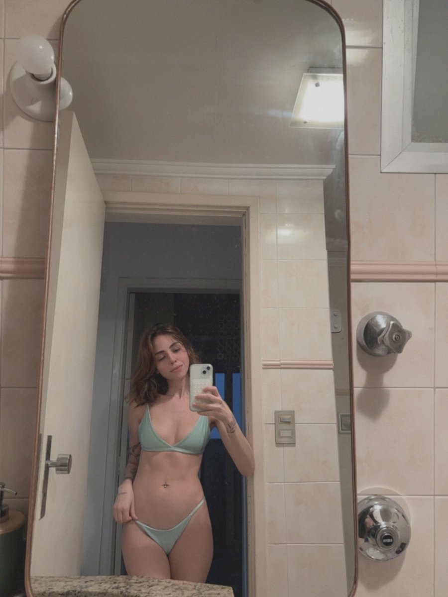 MikiiMuseee's tweet photo. My page is FREE, and I'm all about making you feel alive. Ready to get naughty?🥵 https://t.co/vC3vcctzNo