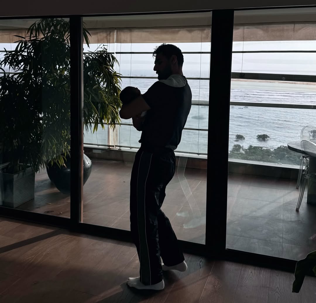 tellychakkar's tweet image. Say Hello! to the coolest Mamus in town 😎
#KaranTacker #AhaanPandey #AhanShetty