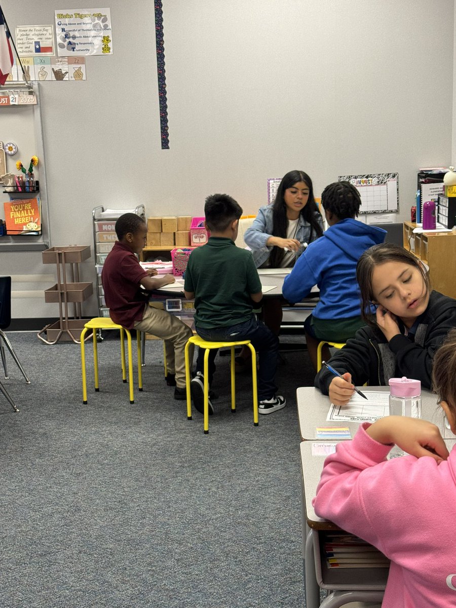 Sims_HicksMath's tweet image. Math is off to a great start in 3rd grade at @HicksTigers. All students engaged and learning. @msambriz3 @MsFloresjardin @msssapon #wearehickselem #oneteamonegoal