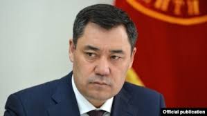 Киргизийн ерөнхийлөгч Жапаров: Манай ЭЗ өндөр хурдтай хөгжиж байна. Ийм учраас л барууныхан бидэнд дарамт үзүүлж байна. Манайх шиг улс орнуудыг хурдан хөгжихийг их гүрнүүд хүсдэггүй. Тэд бүгд өөрсдийг нь харж, тэднээс хамааралтай байхыг илүүд үздэг

:Энэ Монголд ч хэрэгжиж байгаа