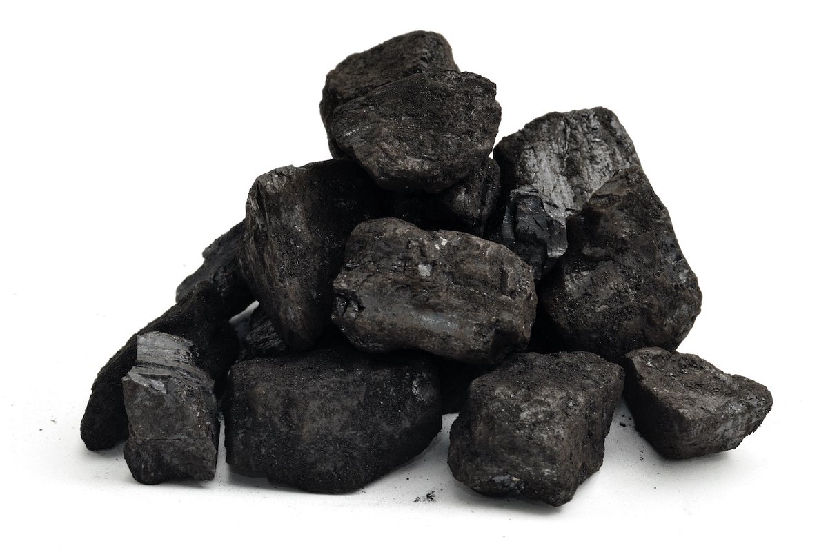 Did you know that activated charcoal acts as a magnet to draw out impurities, excess sebum and toxins from the skin helping to cleanse and clarify the complexion. You'll often find it in skincare products treating acne.